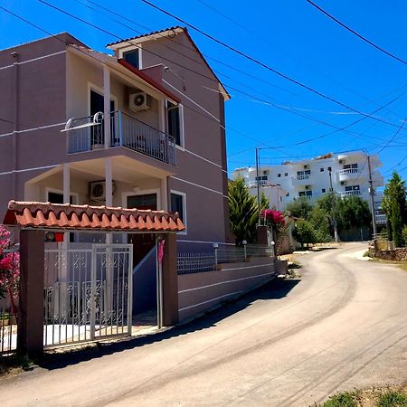 Apartments Villa Dovinefa Ksamil Exterior photo